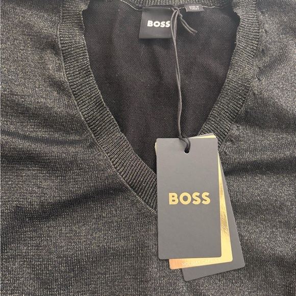NWT Boss by Hugo Boss Black V-Neck Sweater with Ribbed Cuffs XL - Picture 2 of 12